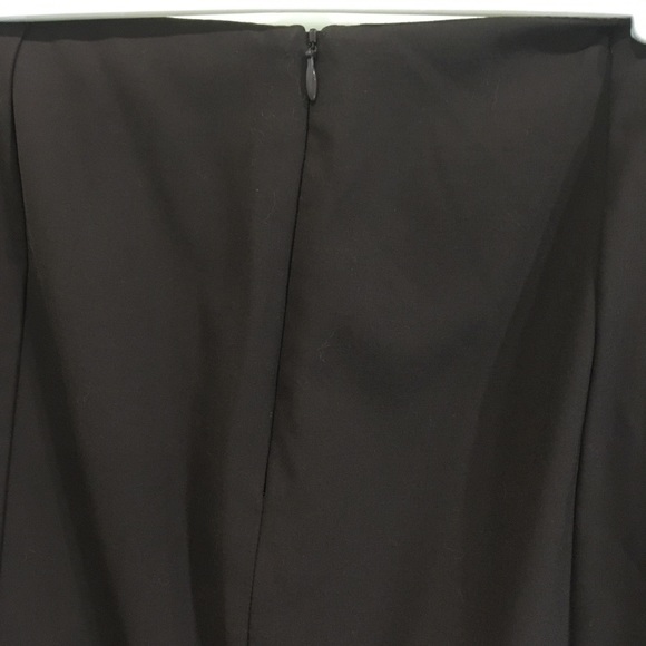 Trina trunk brown polyester and viscose flirty skirt - Picture 7 of 7